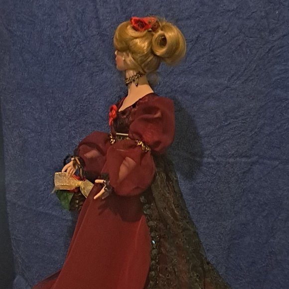 Paradise Galleries Porcelain Doll "Rosalind" - Picture 4 of 4